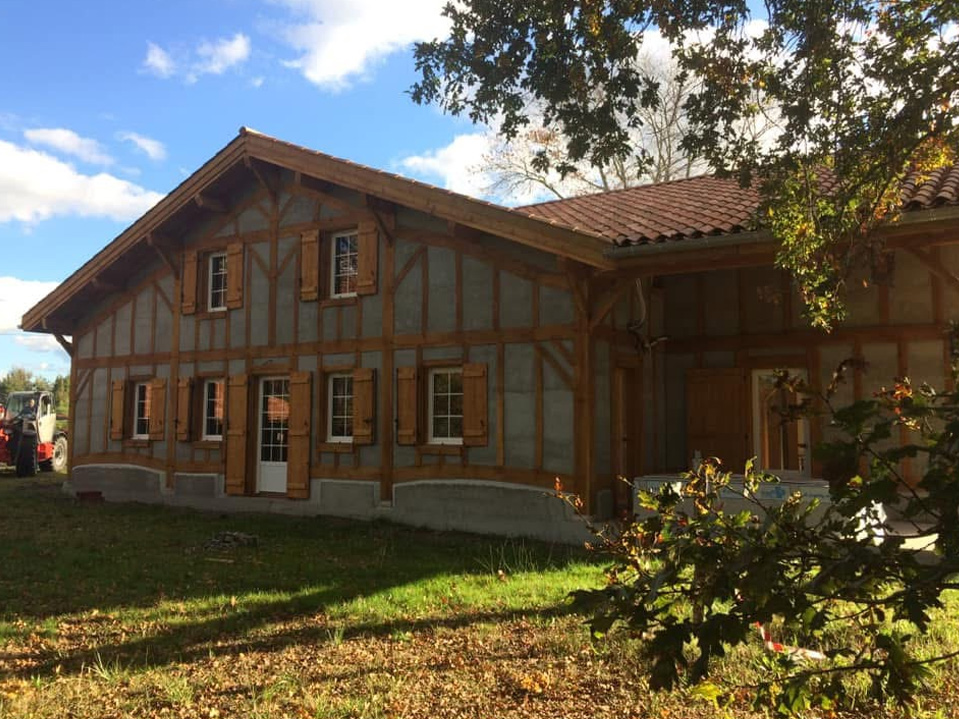 maconnerie Magescq, maconnerie Soustons renovation maison Magescq, renovation maison Soustons, construction maison landaise Magescq, construction maison landaise Soustons, location grue avec chauffeur Magescq, location grue avec chauffeur Soustons, construction maison neuve Magescq, construction maison neuve Soustons