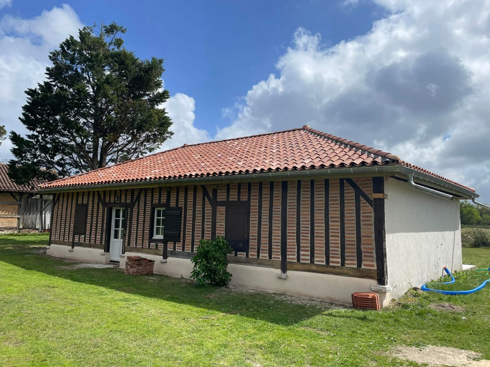 maconnerie Magescq, maconnerie Soustons renovation maison Magescq, renovation maison Soustons, construction maison landaise Magescq, construction maison landaise Soustons, location grue avec chauffeur Magescq, location grue avec chauffeur Soustons, construction maison neuve Magescq, construction maison neuve Soustons