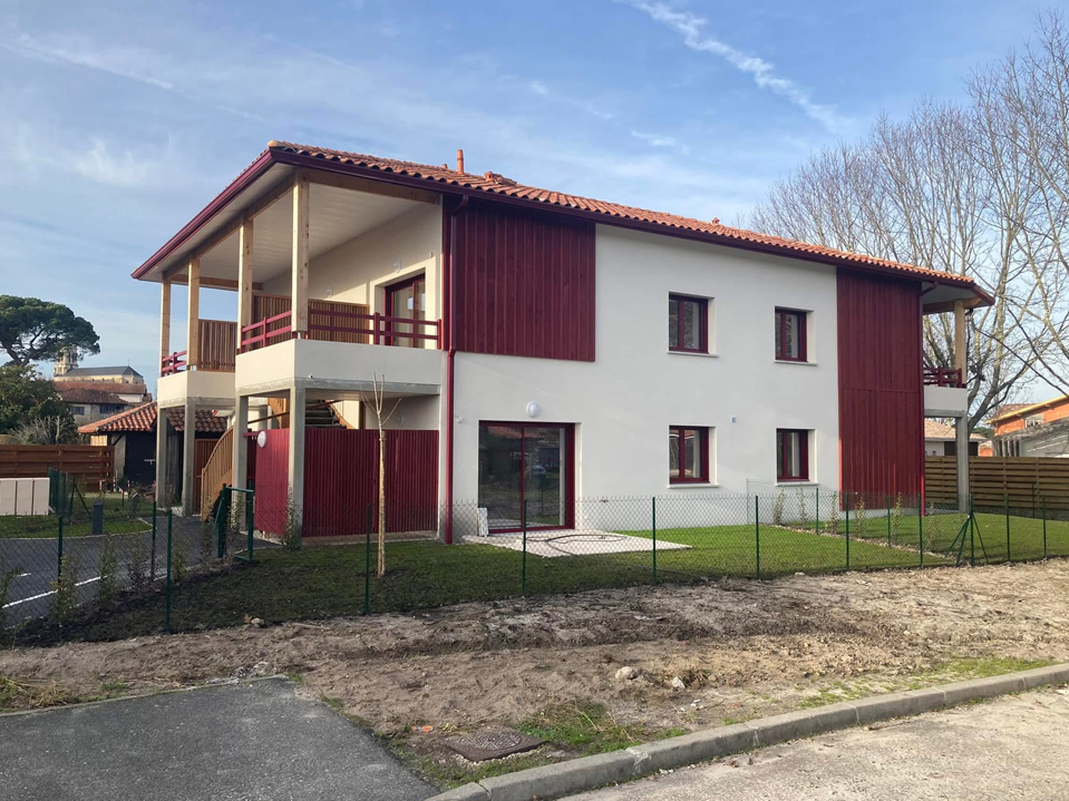 maconnerie Magescq, maconnerie Soustons renovation maison Magescq, renovation maison Soustons, construction maison landaise Magescq, construction maison landaise Soustons, location grue avec chauffeur Magescq, location grue avec chauffeur Soustons, construction maison neuve Magescq, construction maison neuve Soustons