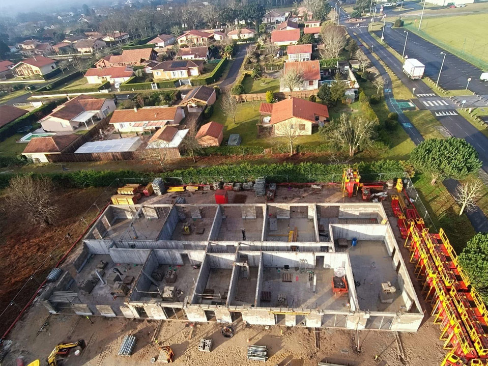 maconnerie Magescq, maconnerie Soustons renovation maison Magescq, renovation maison Soustons, construction maison landaise Magescq, construction maison landaise Soustons, location grue avec chauffeur Magescq, location grue avec chauffeur Soustons, construction maison neuve Magescq, construction maison neuve Soustons